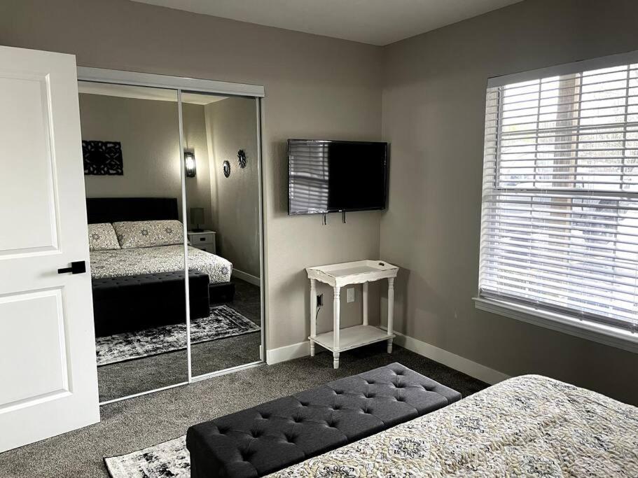 New Remodeled Luxury Condo By The Lake, No Stairs! Branson Exterior foto